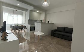 Almada, T1 Costa Caparica, Renovado